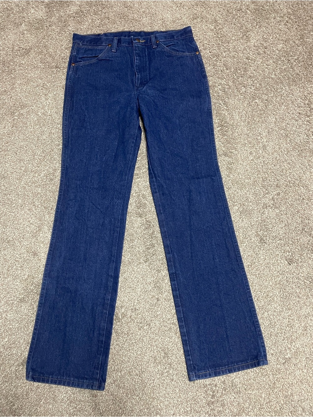 Like New Wrangler 936 Slim Fit Cowboy Cut Jeans Men’s Size 34x34